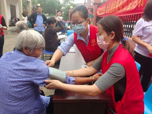 重阳敬老情意浓，萧山社区暖心服务惠及百位老人